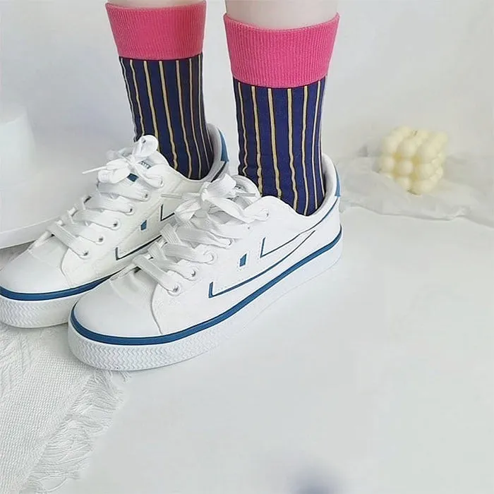 Contrast Stripes Socks