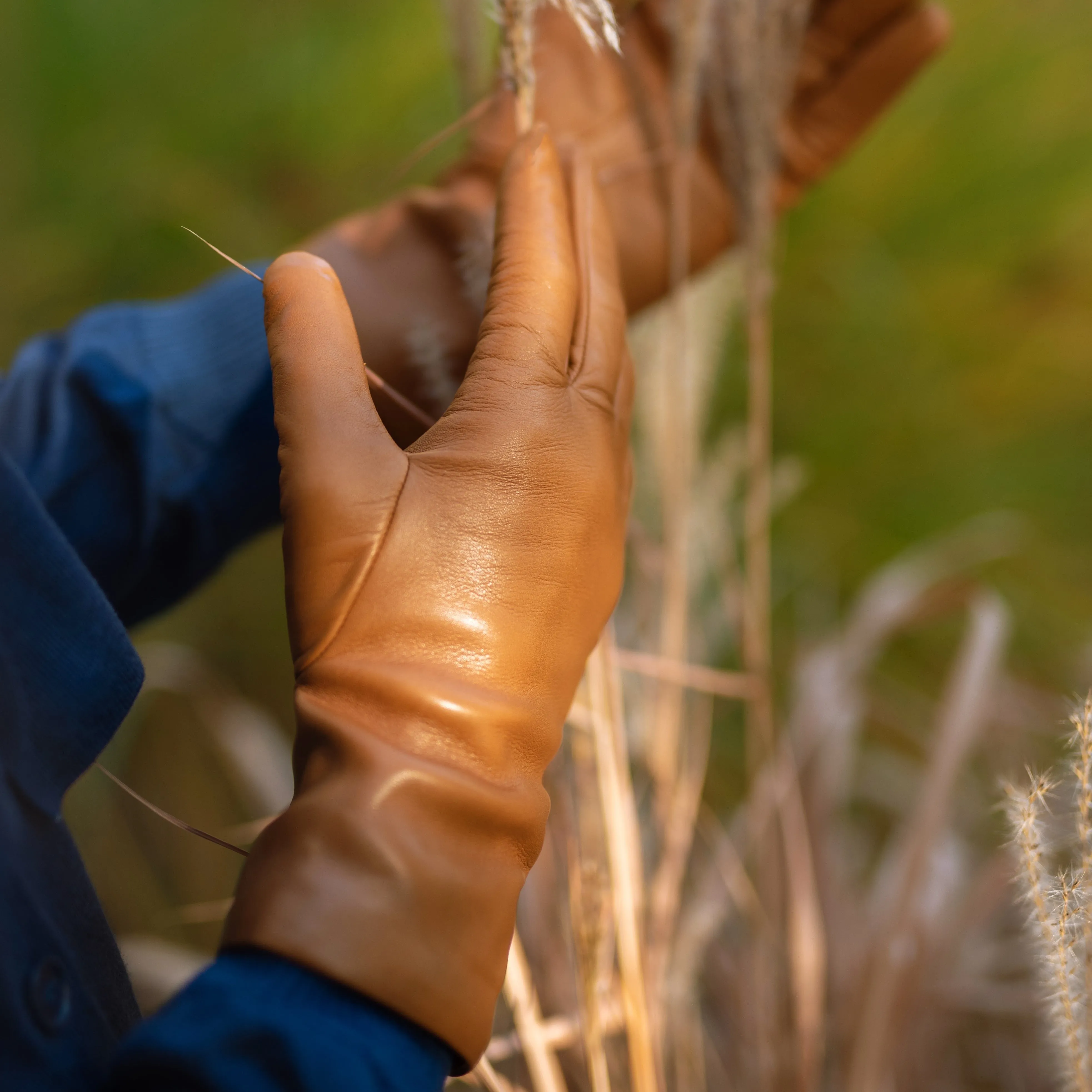 Marsala Camel Leather Gloves