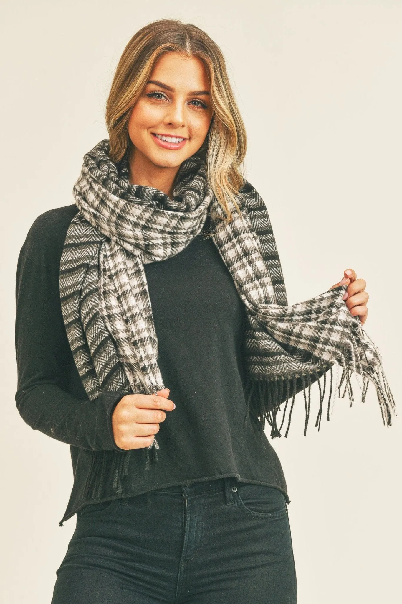 MS0266 Rachel Houndstooth Chevron Print Scarf