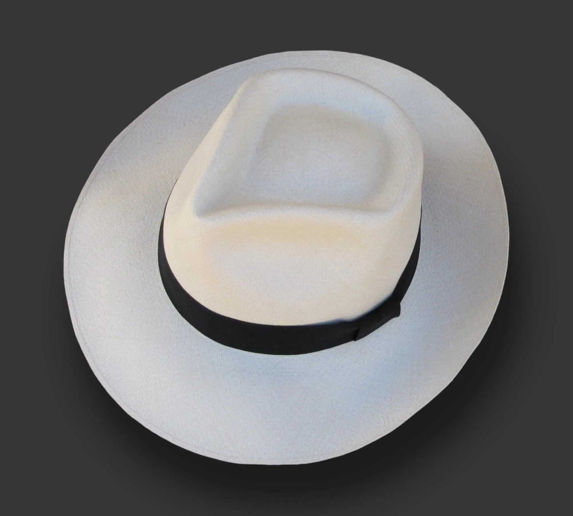 Panama Hat from Montecristi "Diamante" Fino fino