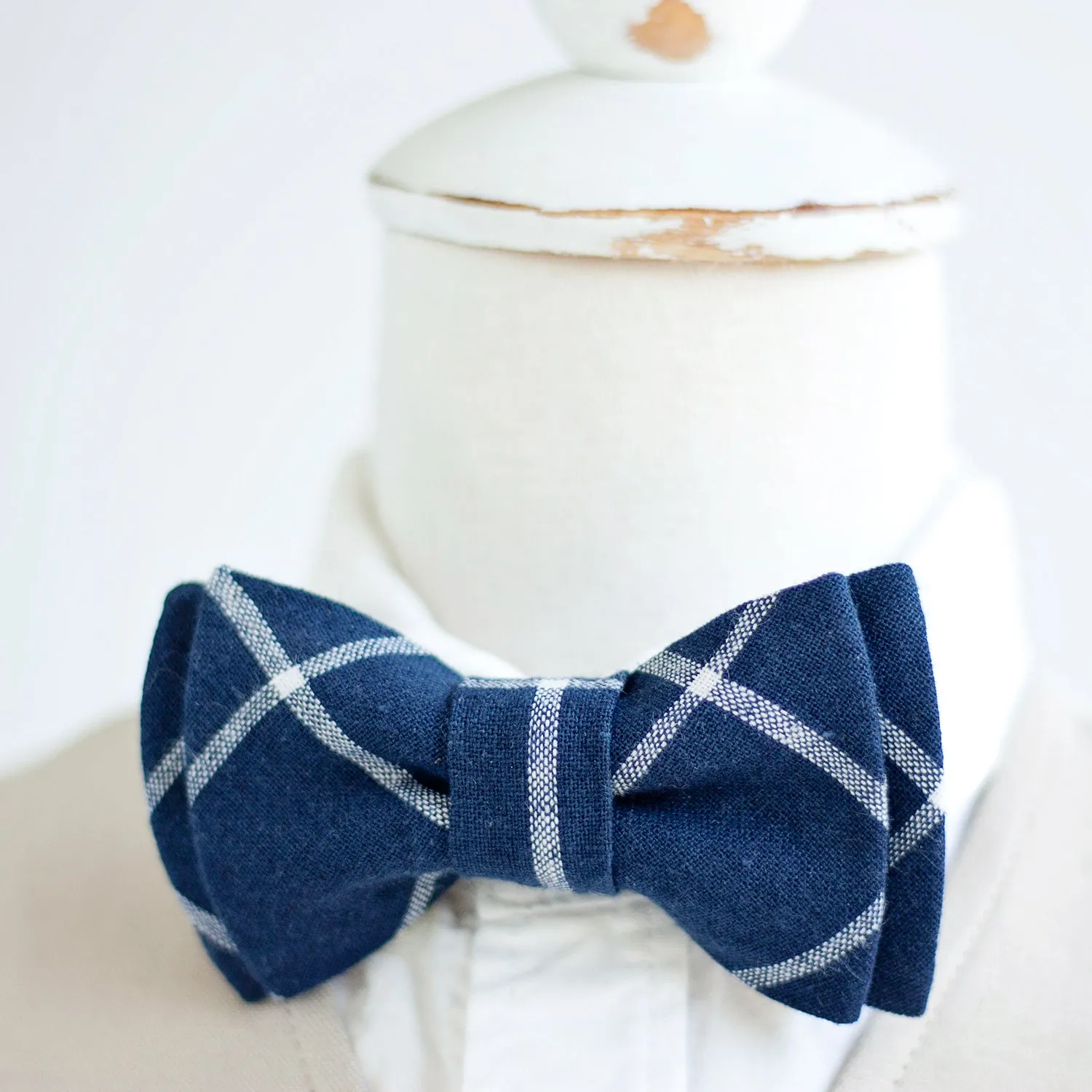 Sailor Bow Clip Or Headband / Navy Linen Window Pane