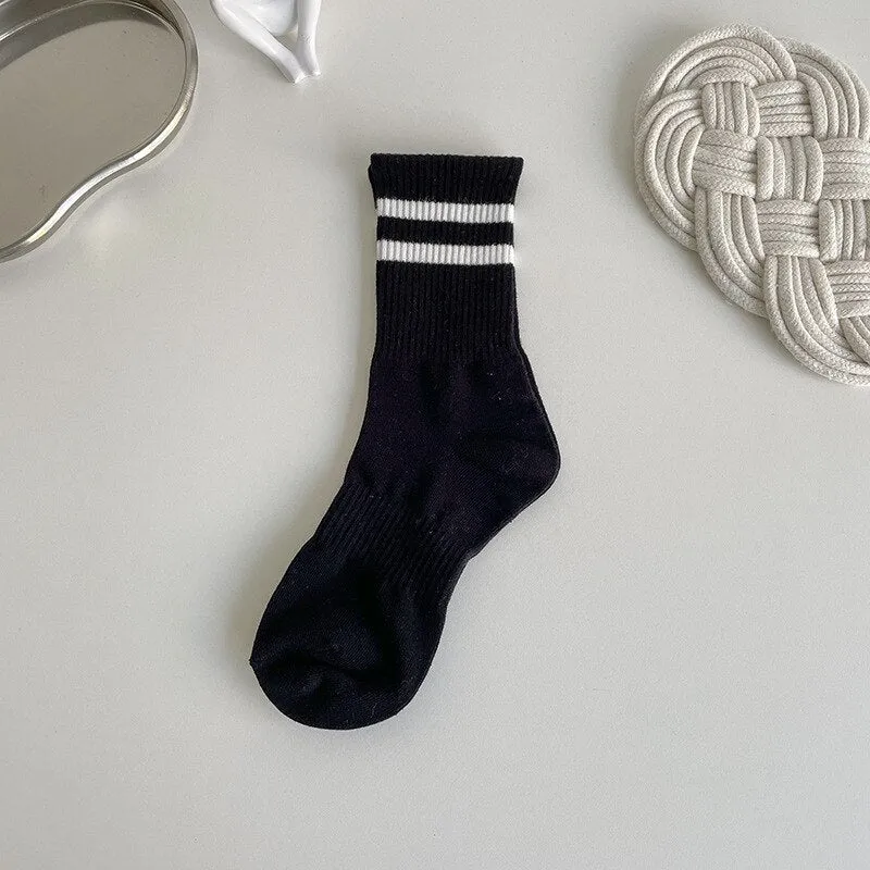 Solid Color Breathable Cotton Socks