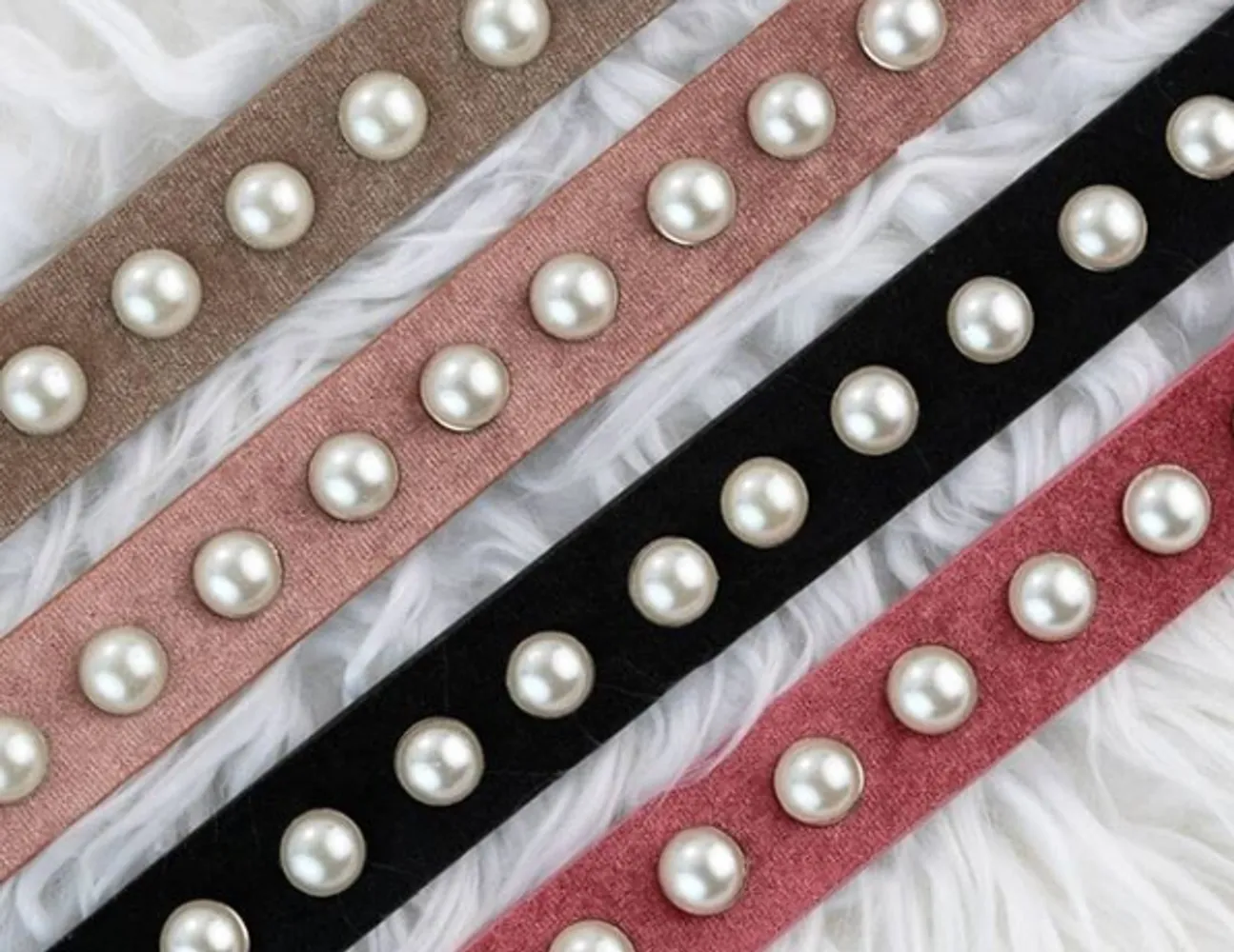 Velour Pearl Belt